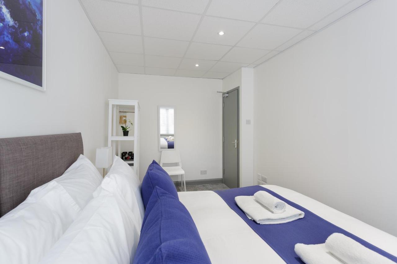 Sovereign Gate - 2 Double Bedroom Apartment In Portsmouth City Centre エクステリア 写真
